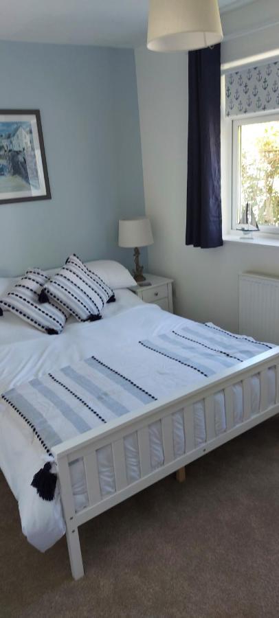 Sea Crest, Beautiful Home In Tenby With Sea Views Exterior photo